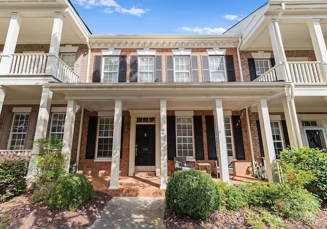 property entrance with a porch