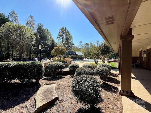 view of yard with a patio