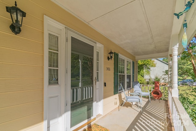 view of patio / terrace featuring covered porch