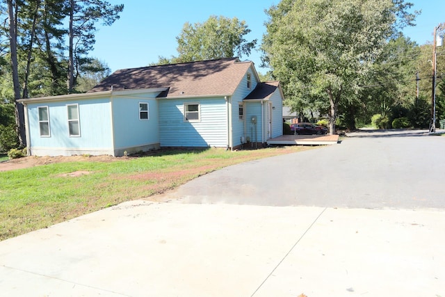 view of property exterior