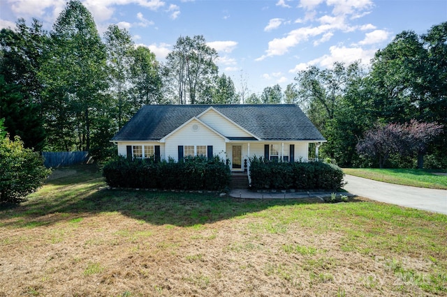 view of front of house with a front yard