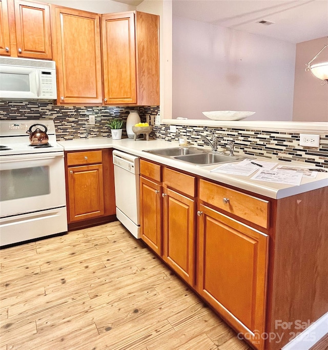 11264 Hyde Pointe Ct, Charlotte, NC 28262 - photo 33