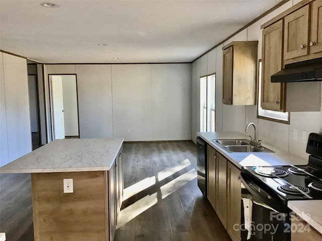 kitchen with ornamental molding, dark hardwood / wood-style floors, black appliances, sink, and a center island