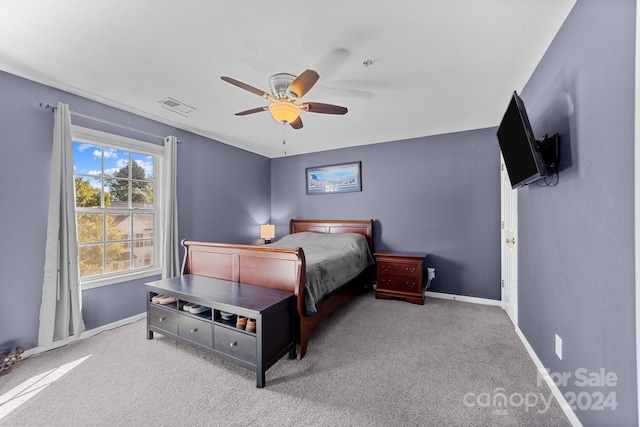 bedroom with carpet flooring and ceiling fan