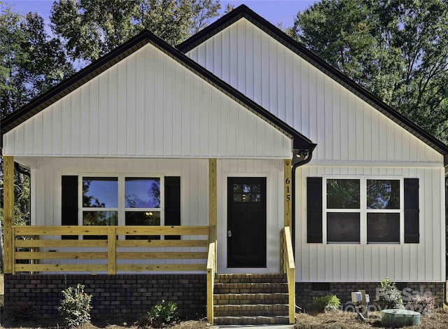 view of modern inspired farmhouse