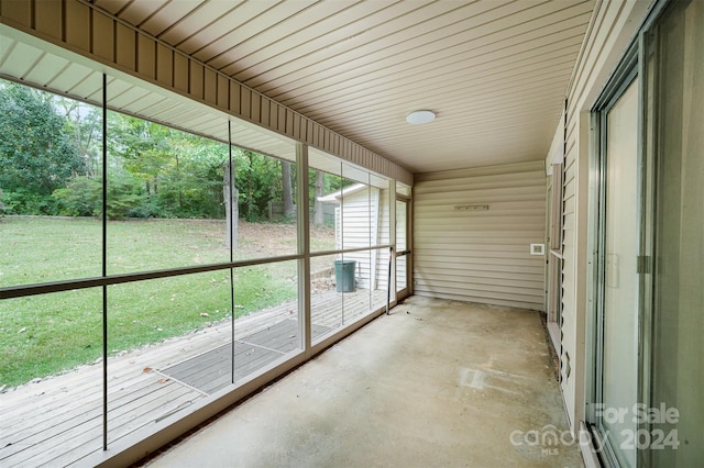 view of unfurnished sunroom