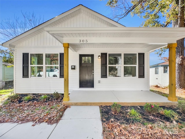 view of front of property with a porch