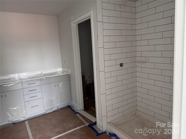 4057 Port Richmond Ave Unit 13, Gastonia, NC 28056 - bathroom with a stall shower