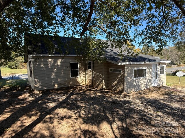 16 New York Ave, Peachland, NC 28133 - photo 8