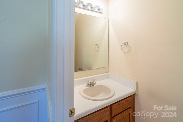 bathroom featuring vanity