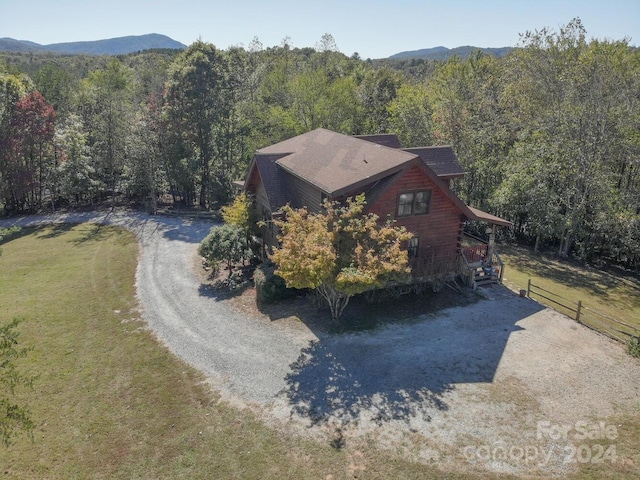 bird's eye view featuring a mountain view