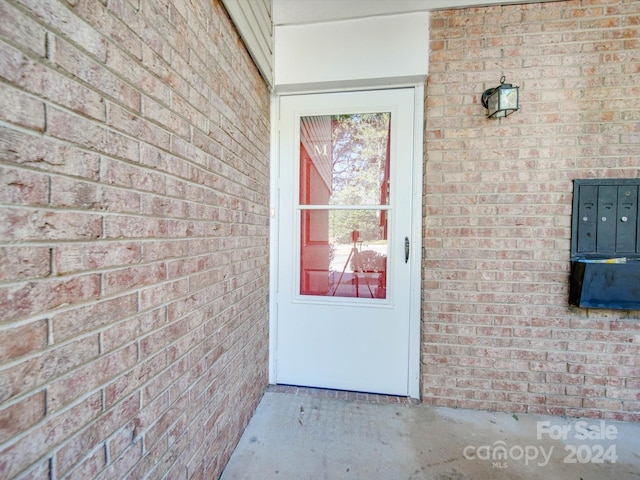 view of property entrance