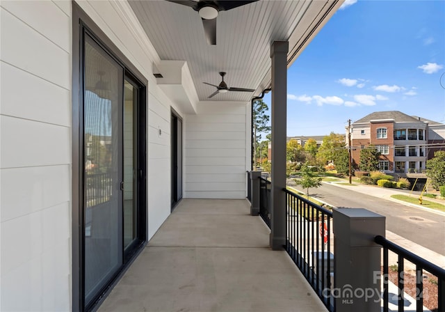 balcony with ceiling fan