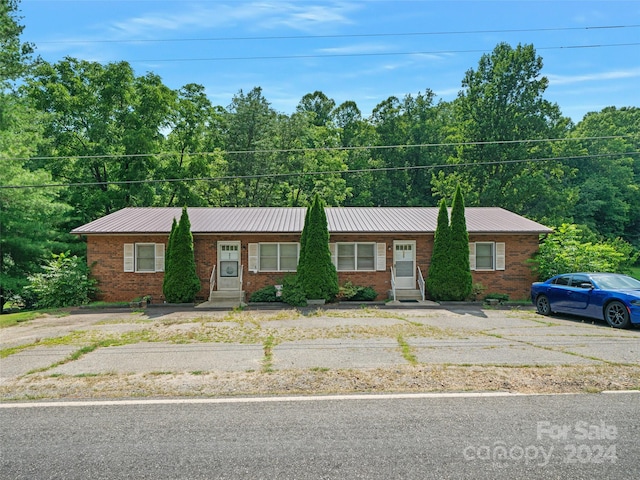 view of single story home