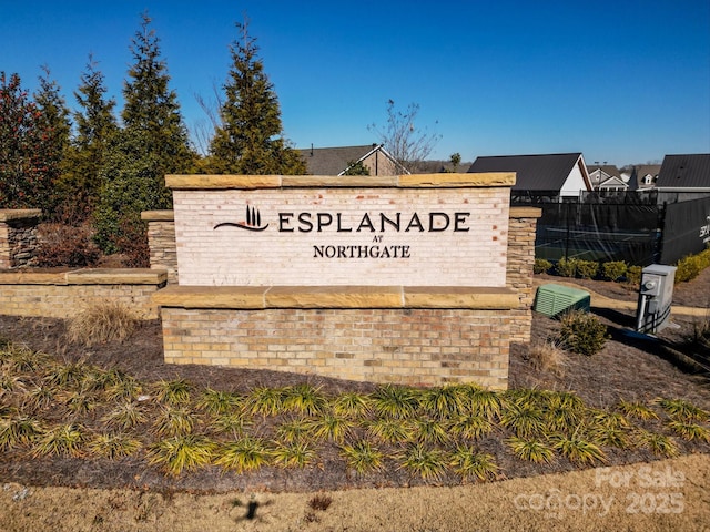 view of community / neighborhood sign