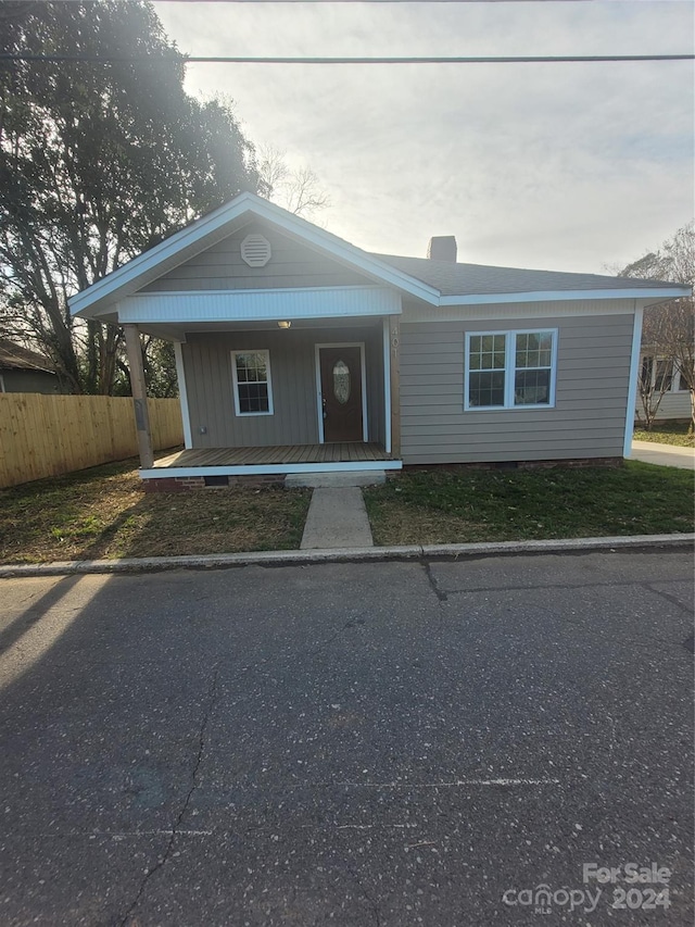 view of front of house with a porch