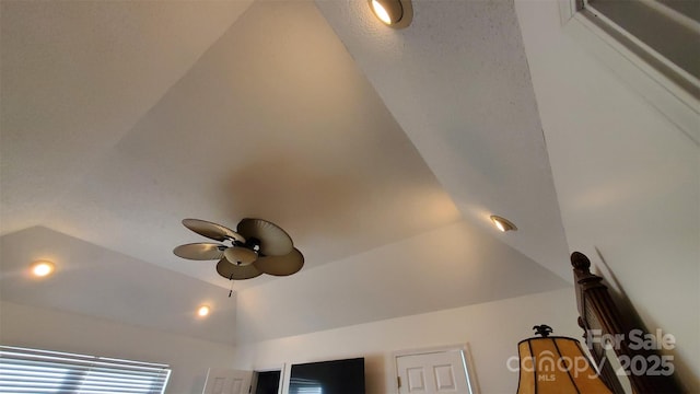 room details with a ceiling fan