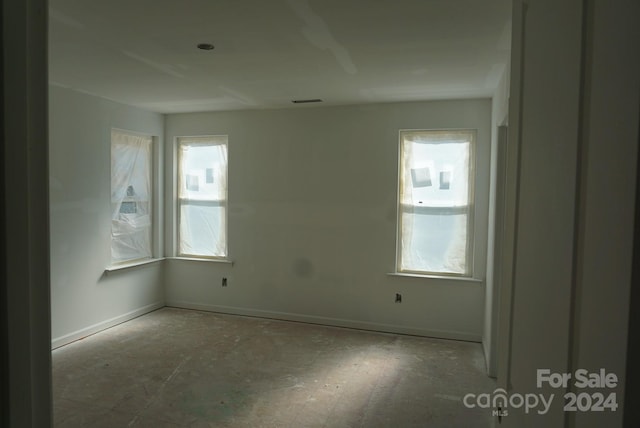 empty room with a healthy amount of sunlight