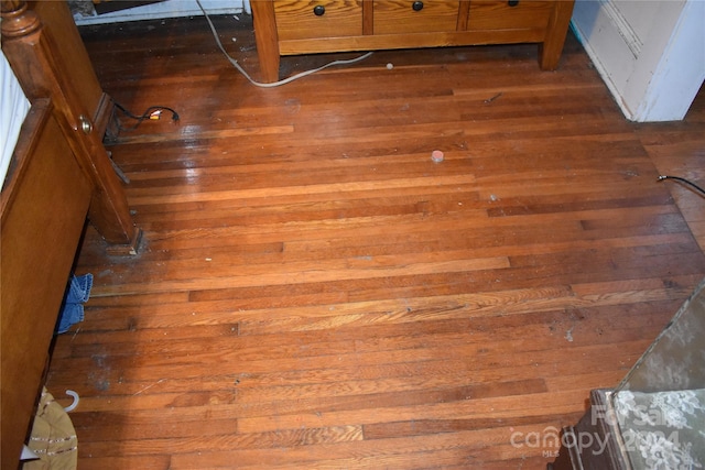 room details featuring hardwood / wood-style flooring