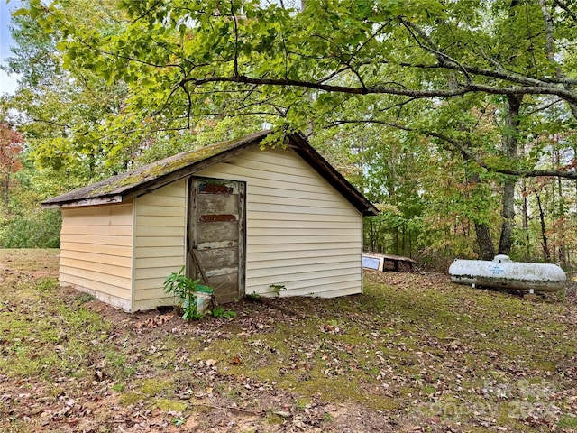 view of outdoor structure