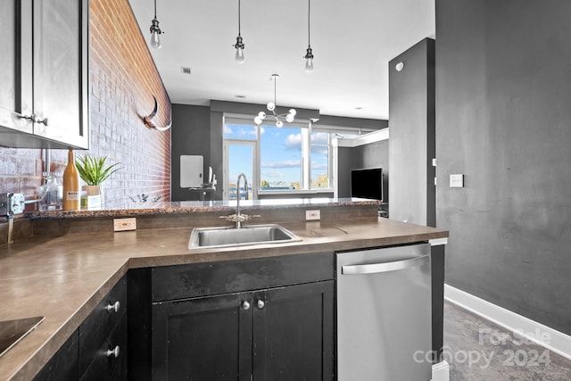 kitchen featuring hanging light fixtures, an inviting chandelier, black electric cooktop, dishwasher, and sink