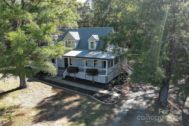 view of front of home featuring a porch