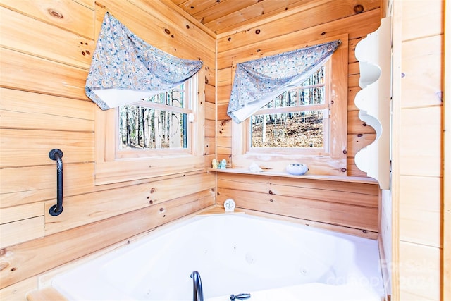 126 Bradley Ascent Ct, Hendersonville, NC 28792 - full bathroom with a whirlpool tub