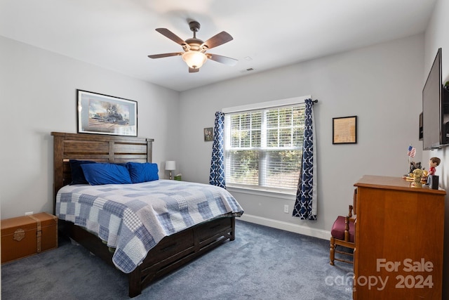 bedroom with carpet floors and ceiling fan