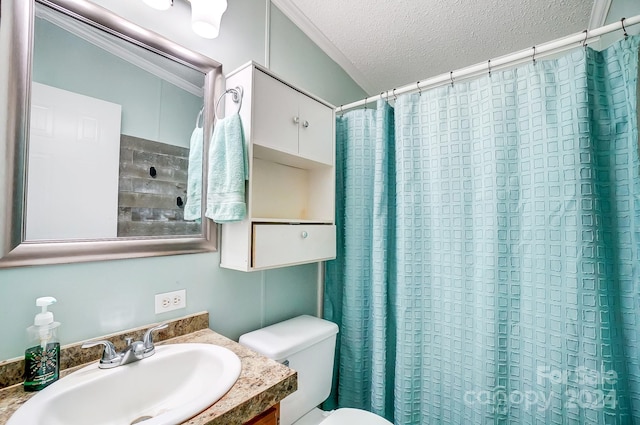 bathroom featuring toilet, a shower with curtain, crown molding, vanity, and a textured ceiling