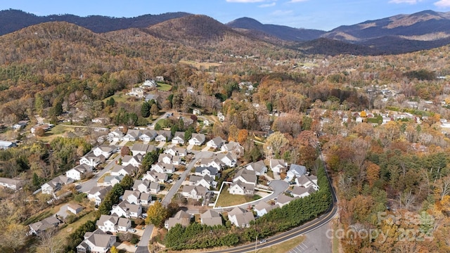 bird's eye view featuring a mountain view