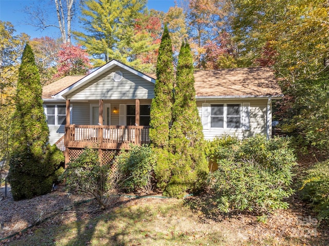 view of front of property featuring a deck