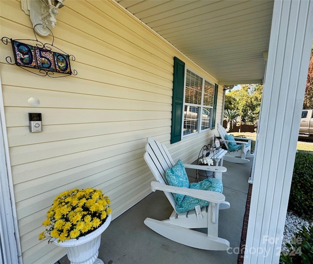 view of patio featuring covered porch