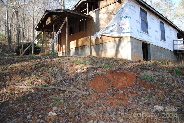 view of home's exterior