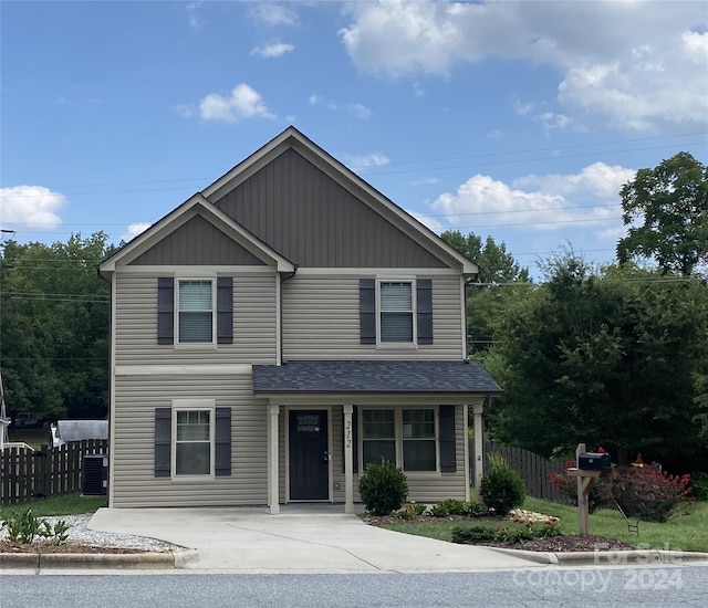 view of front of house