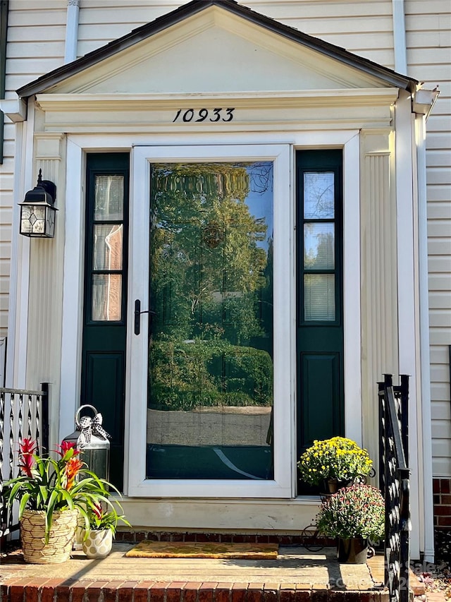 view of doorway to property