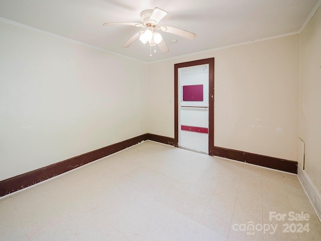 unfurnished room featuring crown molding and ceiling fan