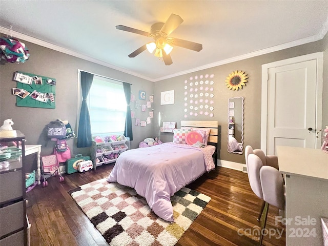 bedroom with ceiling fan, dark hardwood / wood-style flooring, and crown molding