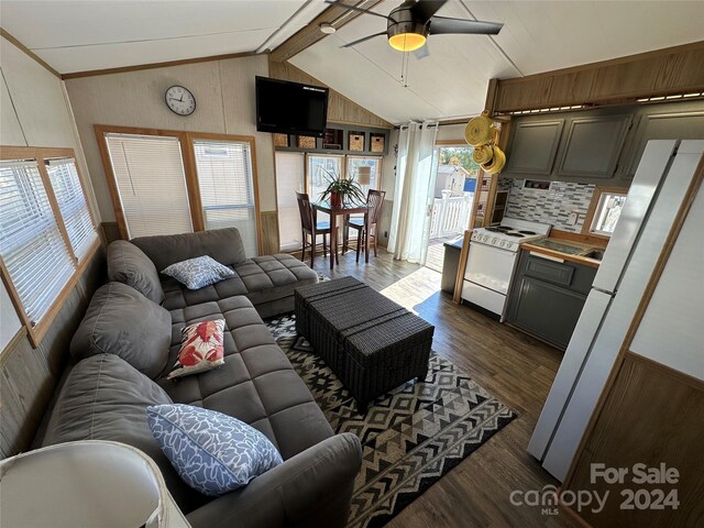 104 Cardinal Ave, New London, NC 28127 - photo 13