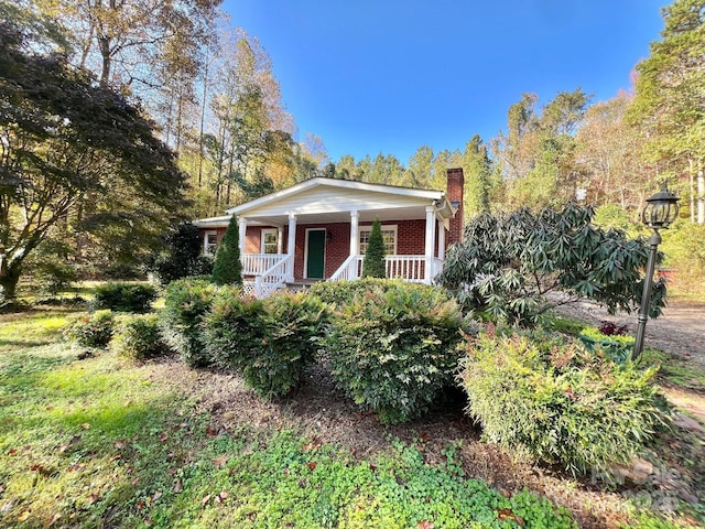 view of front of house with a porch