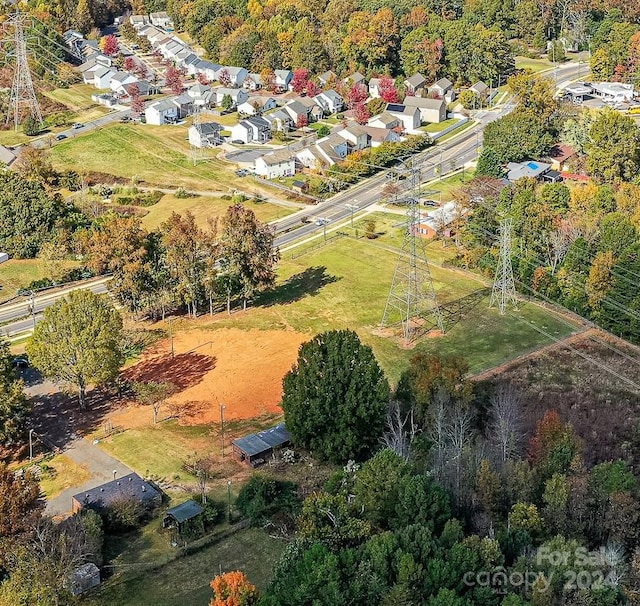 Listing photo 2 for 800 Oakdale Rd, Charlotte NC 28216