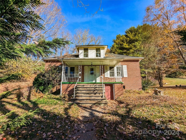 view of front of house featuring a porch