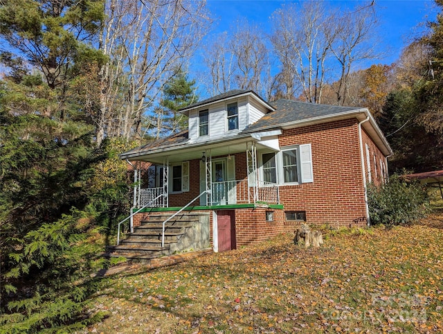 bungalow-style house with covered porch