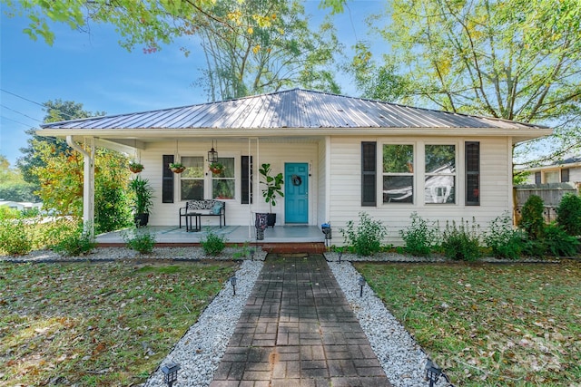 view of front of property with covered porch