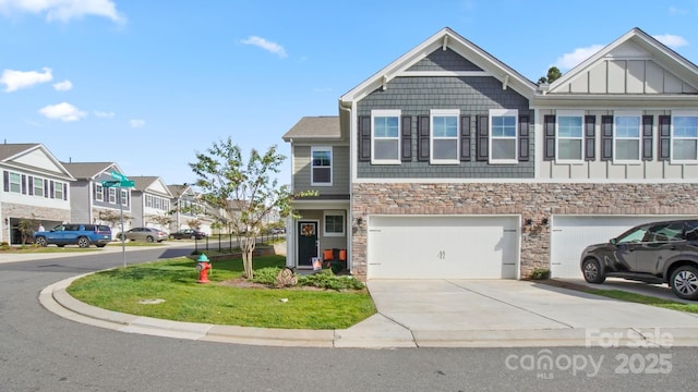 townhome / multi-family property featuring a garage