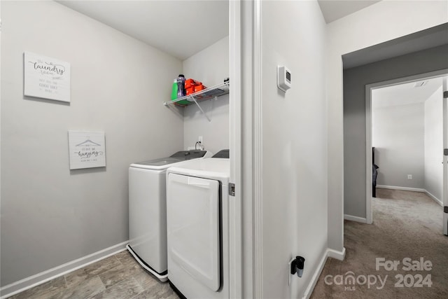1568 Whitman Ct, York, SC 29745 - laundry room with washing machine and clothes dryer and baseboards