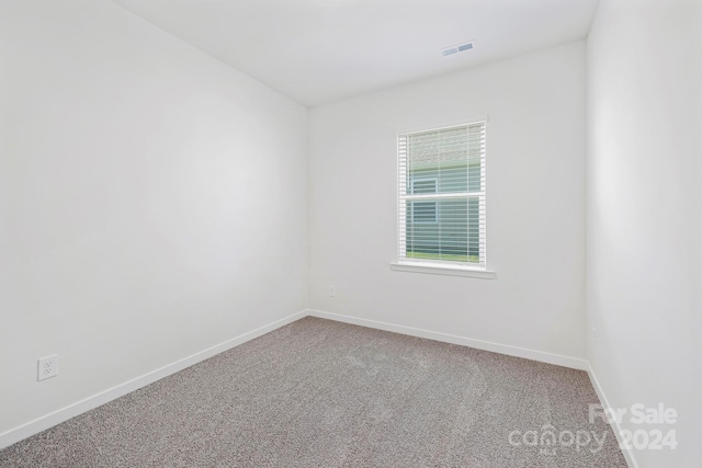 empty room with carpet