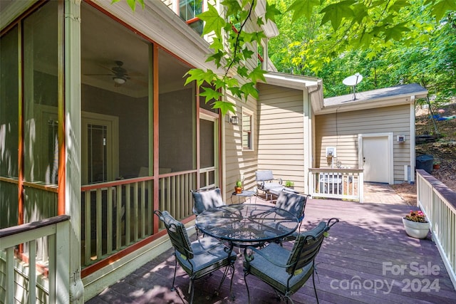 deck featuring ceiling fan