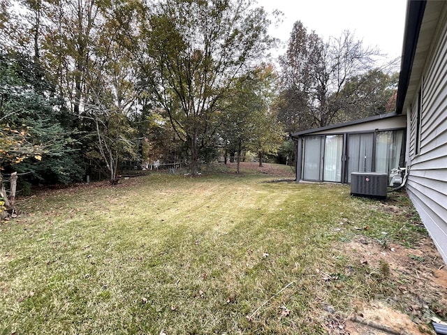 view of yard with cooling unit