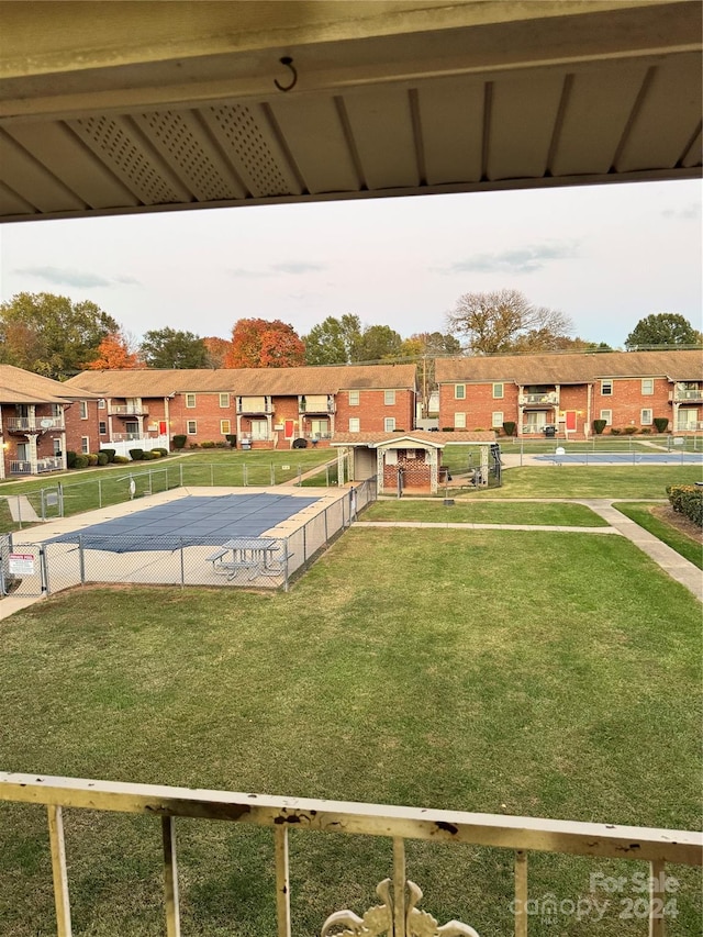 2123 Carriage Woods Ln, Kannapolis, NC 28081 - surrounding community featuring a residential view