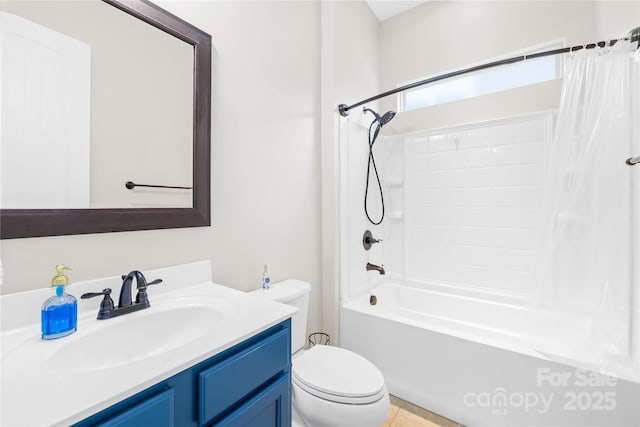 full bathroom featuring vanity, toilet, and shower / tub combo with curtain